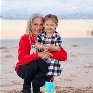 Meet your Posher, Teresa